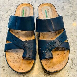 BareTraps navy blue sandals